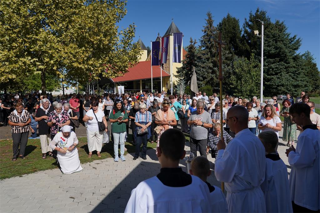 Hodočasnički dan bolesnika, osoba s invaliditetom, karitativnih djelatnika, medicinskog osoblja i djelatnika Crvenog križa Ludbreg